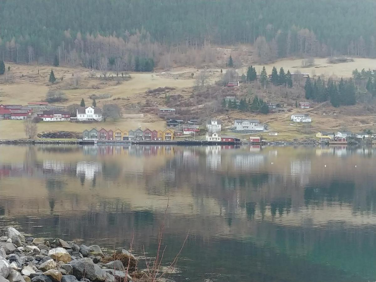 Nedre Amla Fjord Apartment Kaupanger Zewnętrze zdjęcie