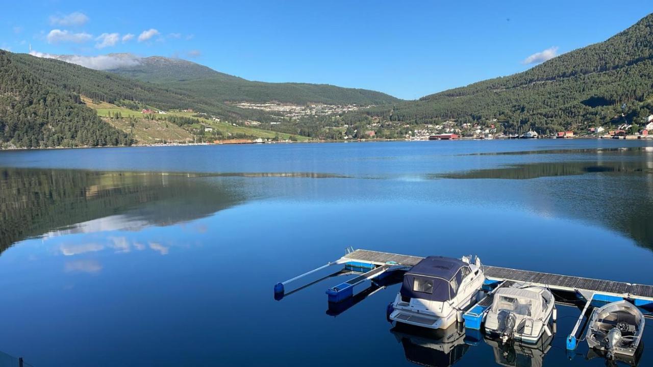 Nedre Amla Fjord Apartment Kaupanger Zewnętrze zdjęcie