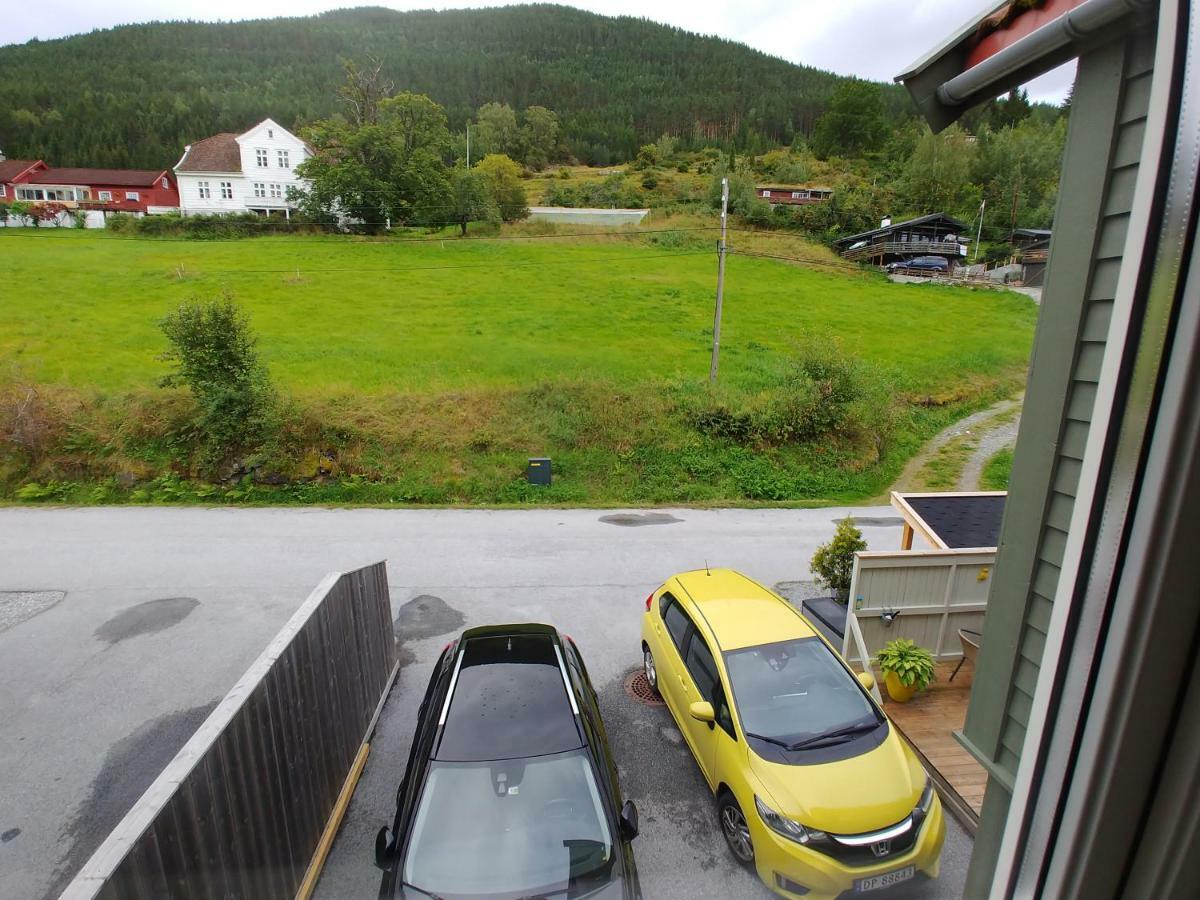 Nedre Amla Fjord Apartment Kaupanger Zewnętrze zdjęcie